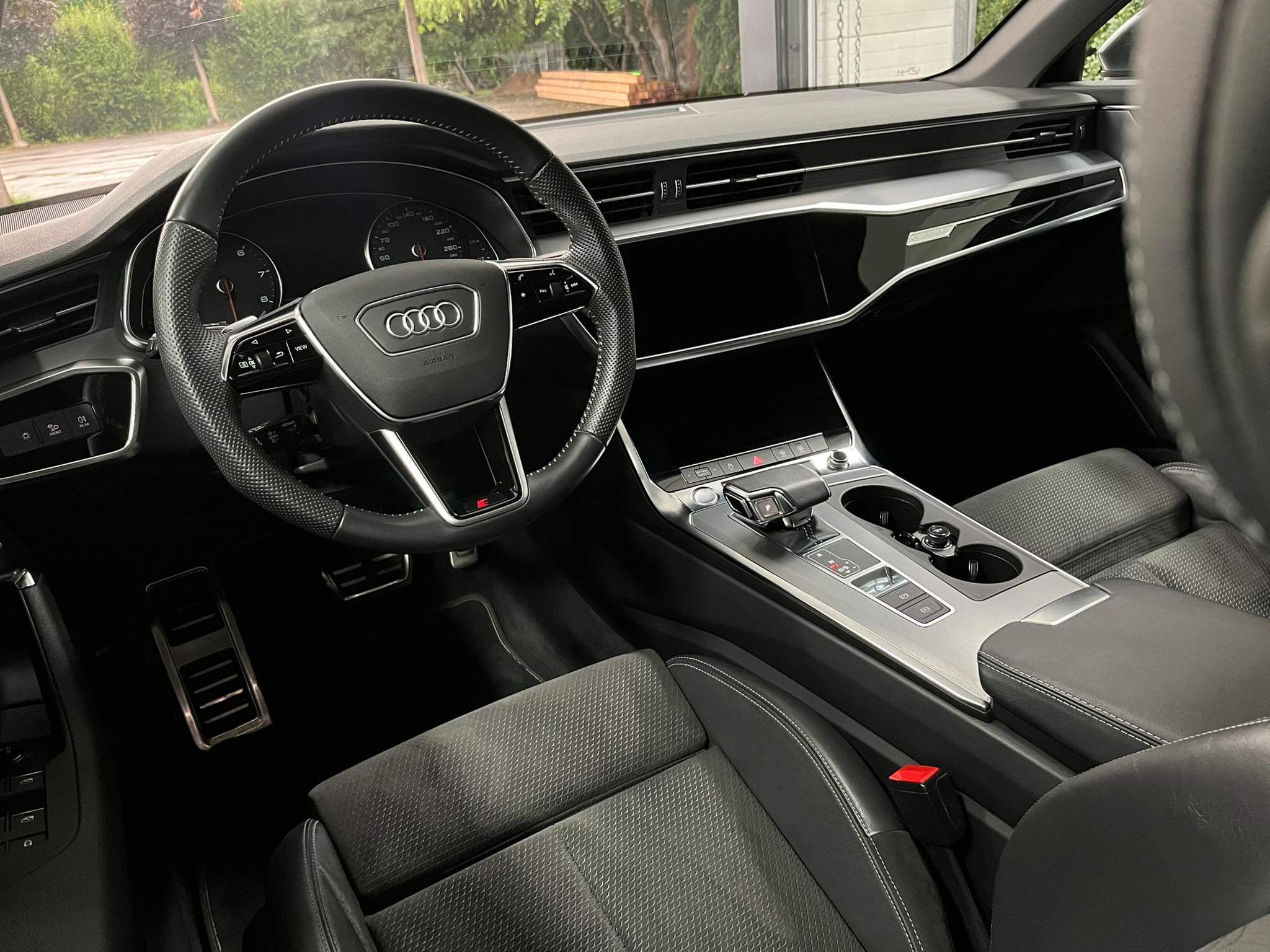 Audi A6 2019 – Nowoczesny sedan, który robi wrażenie — zdjęcie opisu