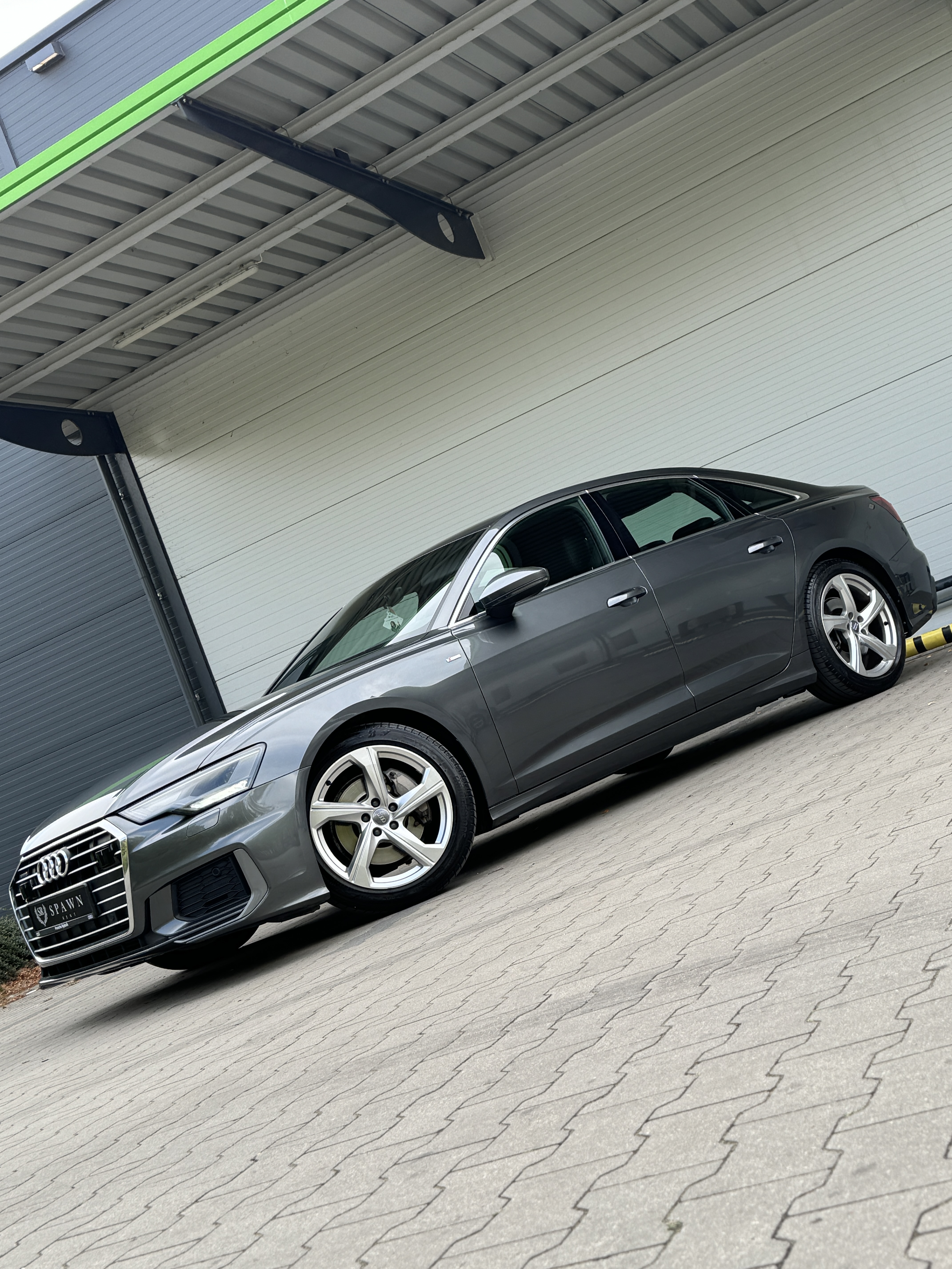 Audi A6 2019 – Nowoczesny sedan, który robi wrażenie