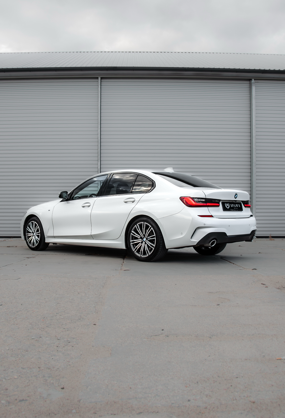 BMW 320d xDrive 2018 – Sportowa limuzyna z oszczędnym dieslem — kluczowe cechy