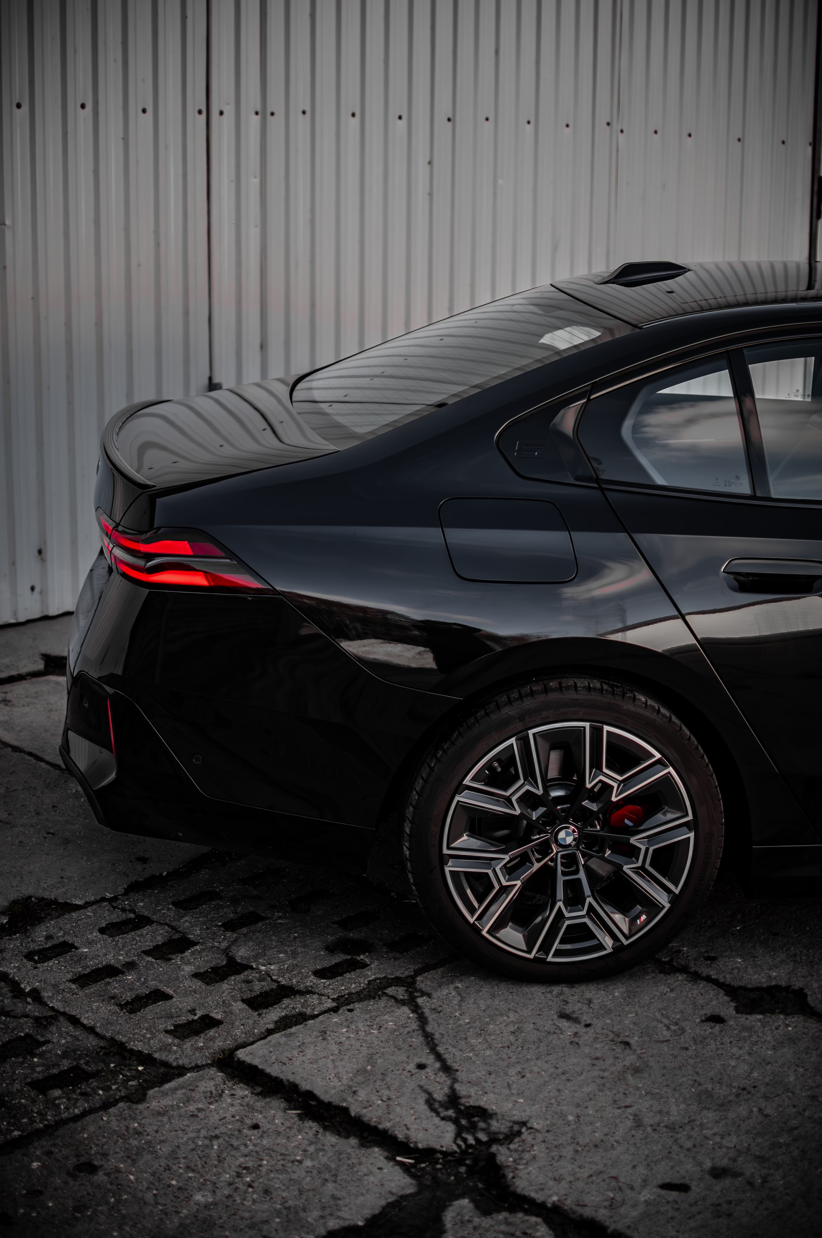 BMW 520i G60 2024 – Najnowsza generacja klasy biznes