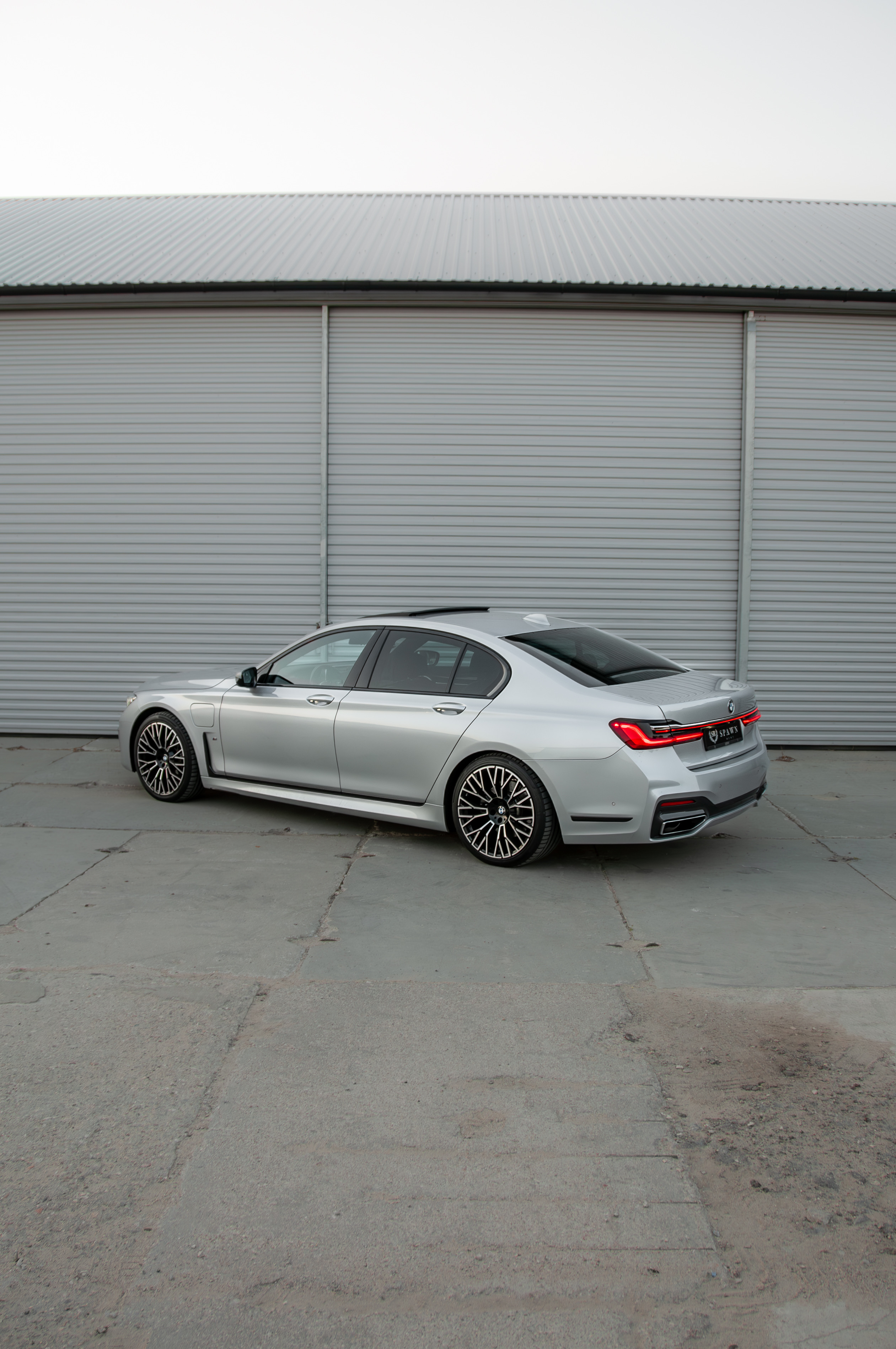 BMW 745e xDrive 2021 – Hybrydowa limuzyna klasy 7