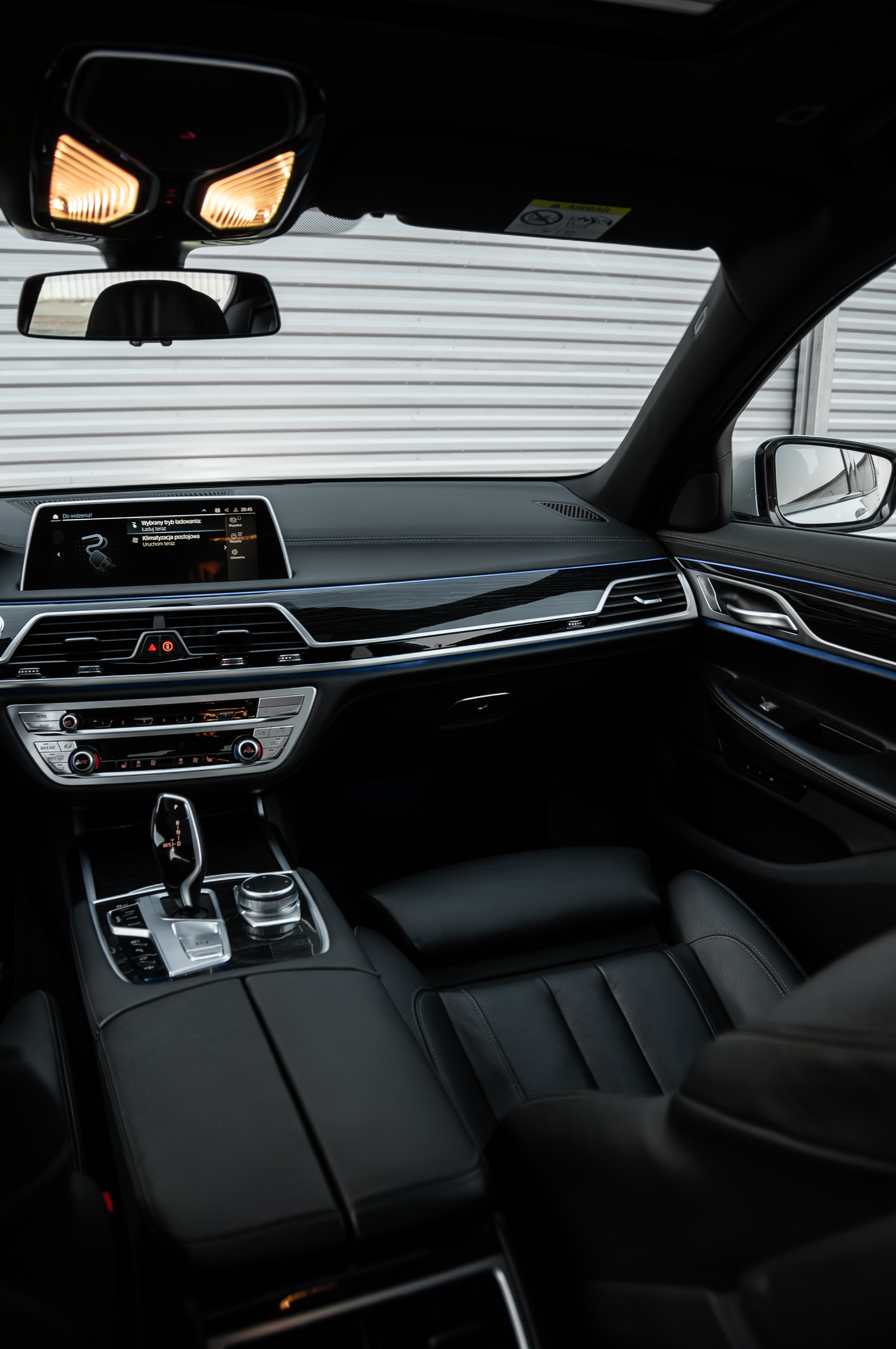 BMW 745e xDrive 2021 – Hybrydowa limuzyna klasy 7