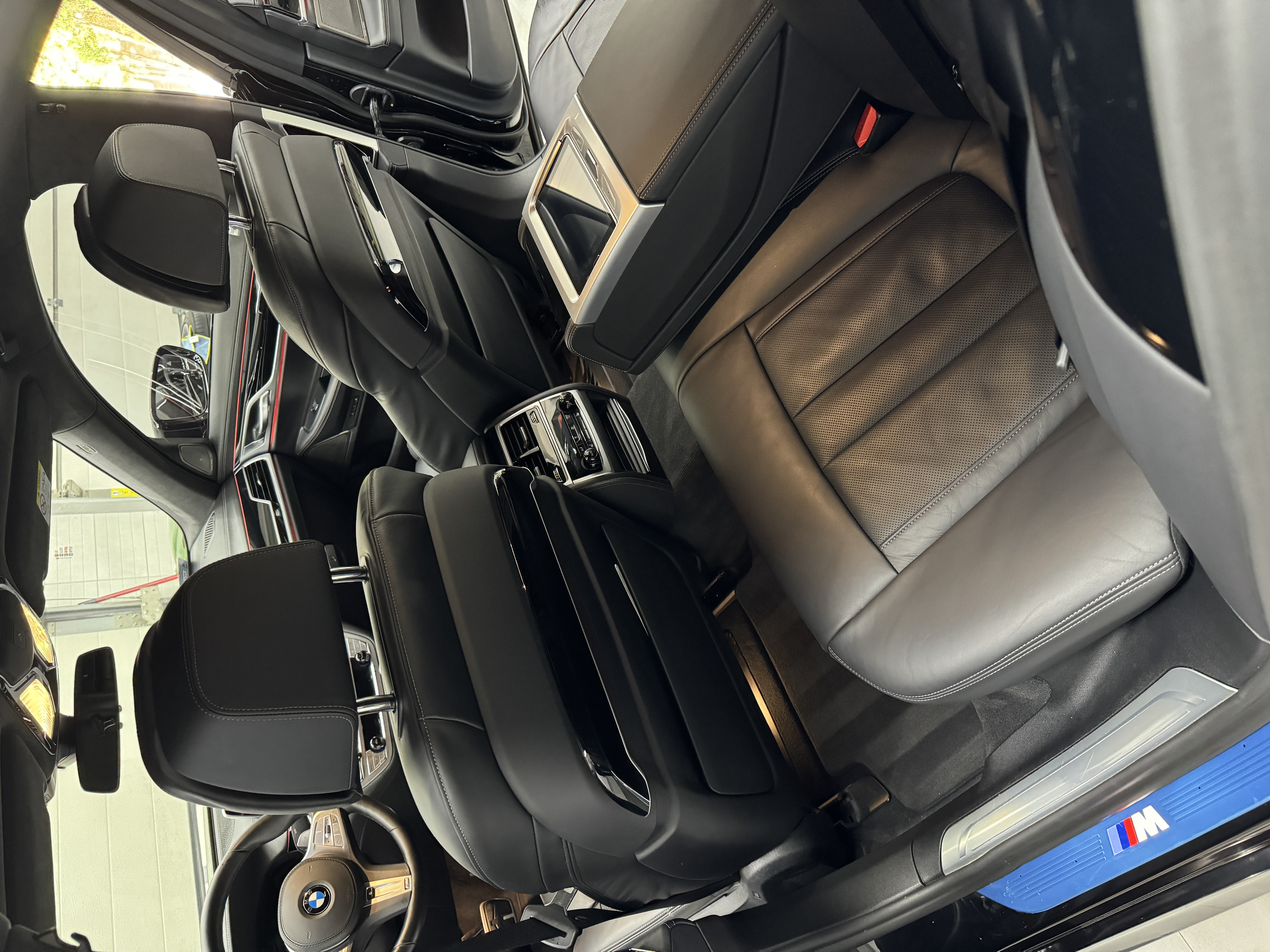 BMW 750d xDrive 2020 – Diesel o mocy 400 KM