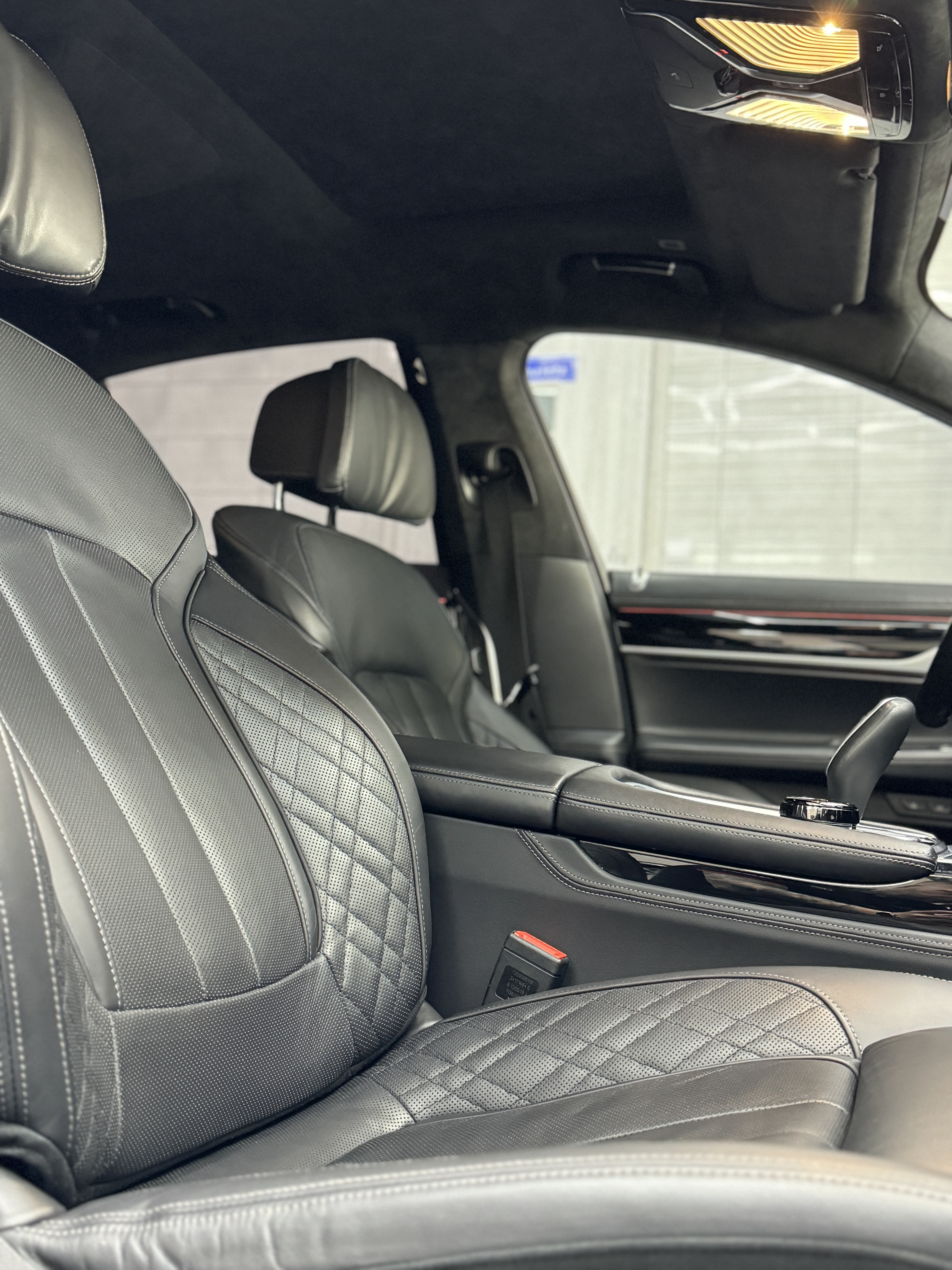 BMW 750d xDrive 2020 – Diesel o mocy 400 KM