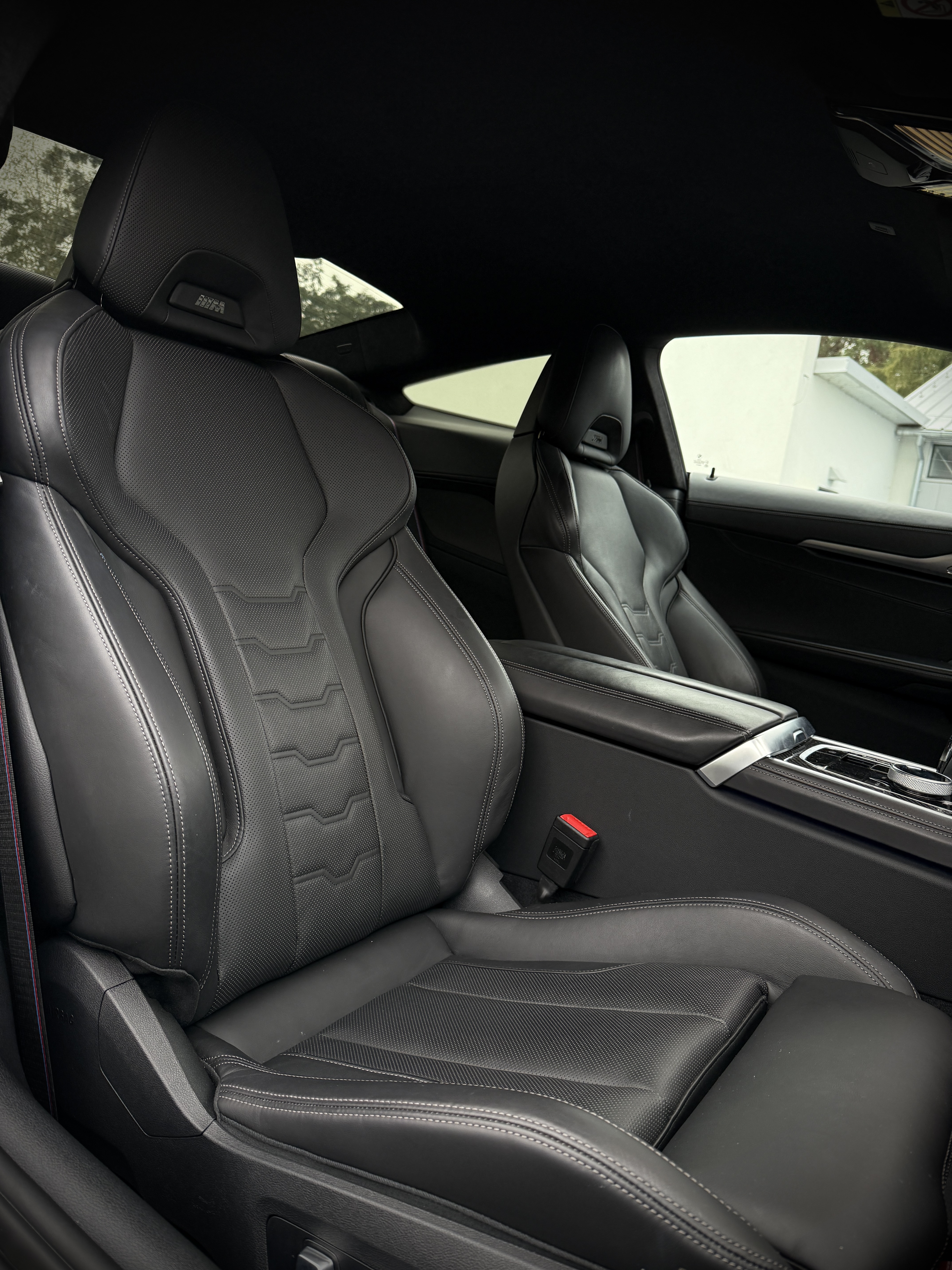 BMW 840d Coupé 2023 – 340 KM, 700 Nm i napęd xDrive — zdjęcie opisu