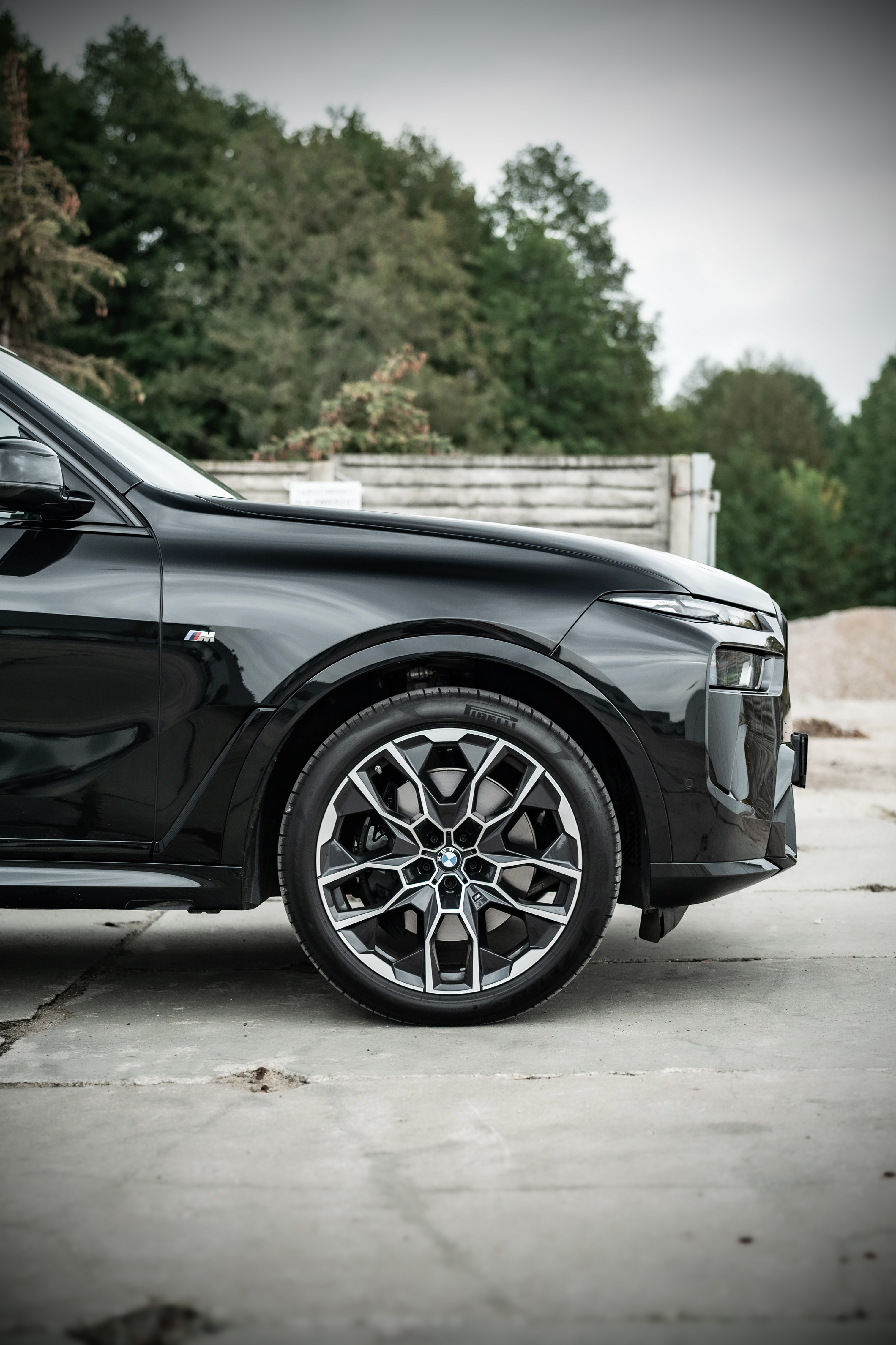 BMW X7 740d xDrive 2025 – 350 KM, 720 Nm i 7 miejsc