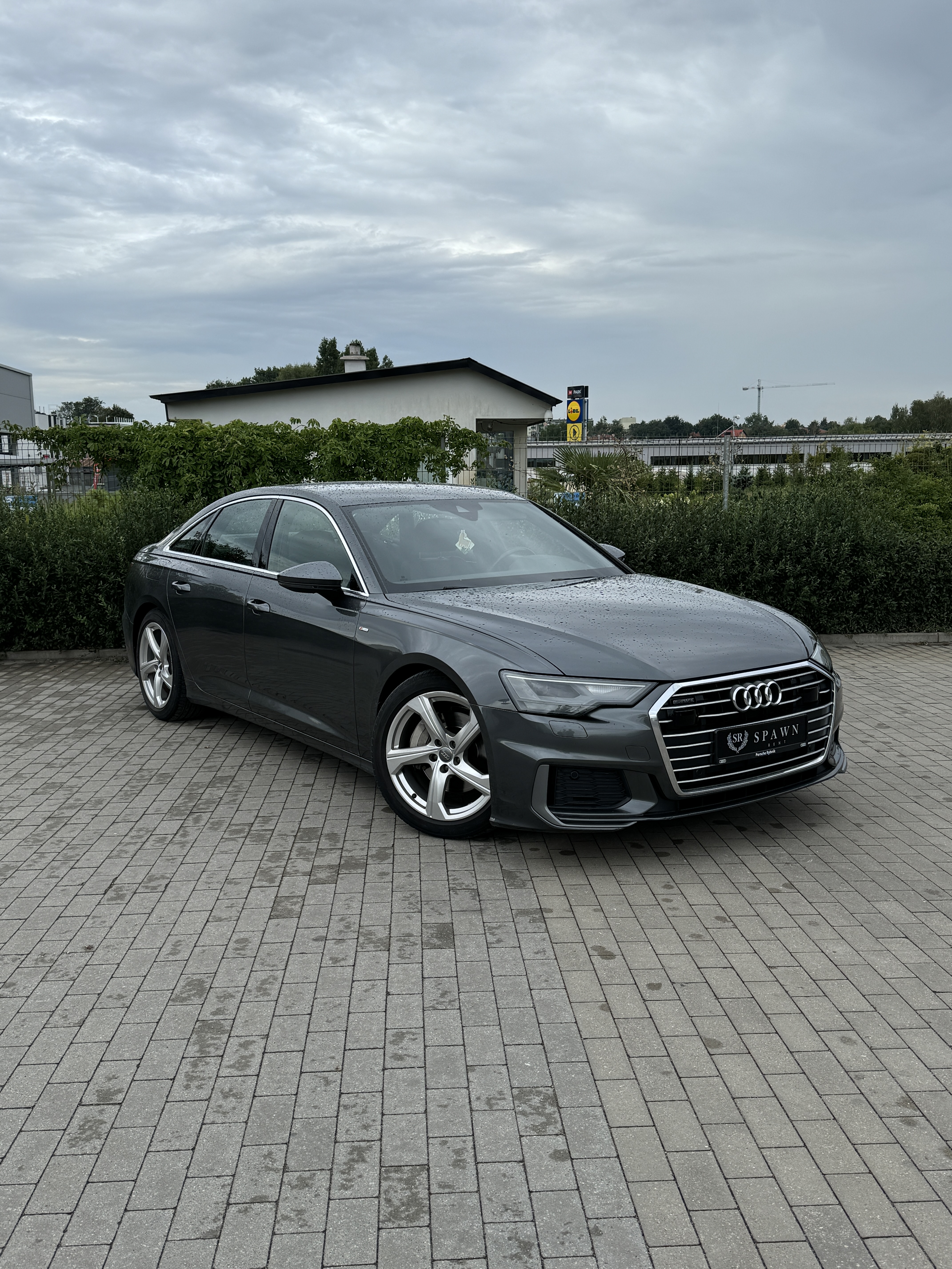 Audi A6 2019 – Nowoczesny sedan, który robi wrażenie