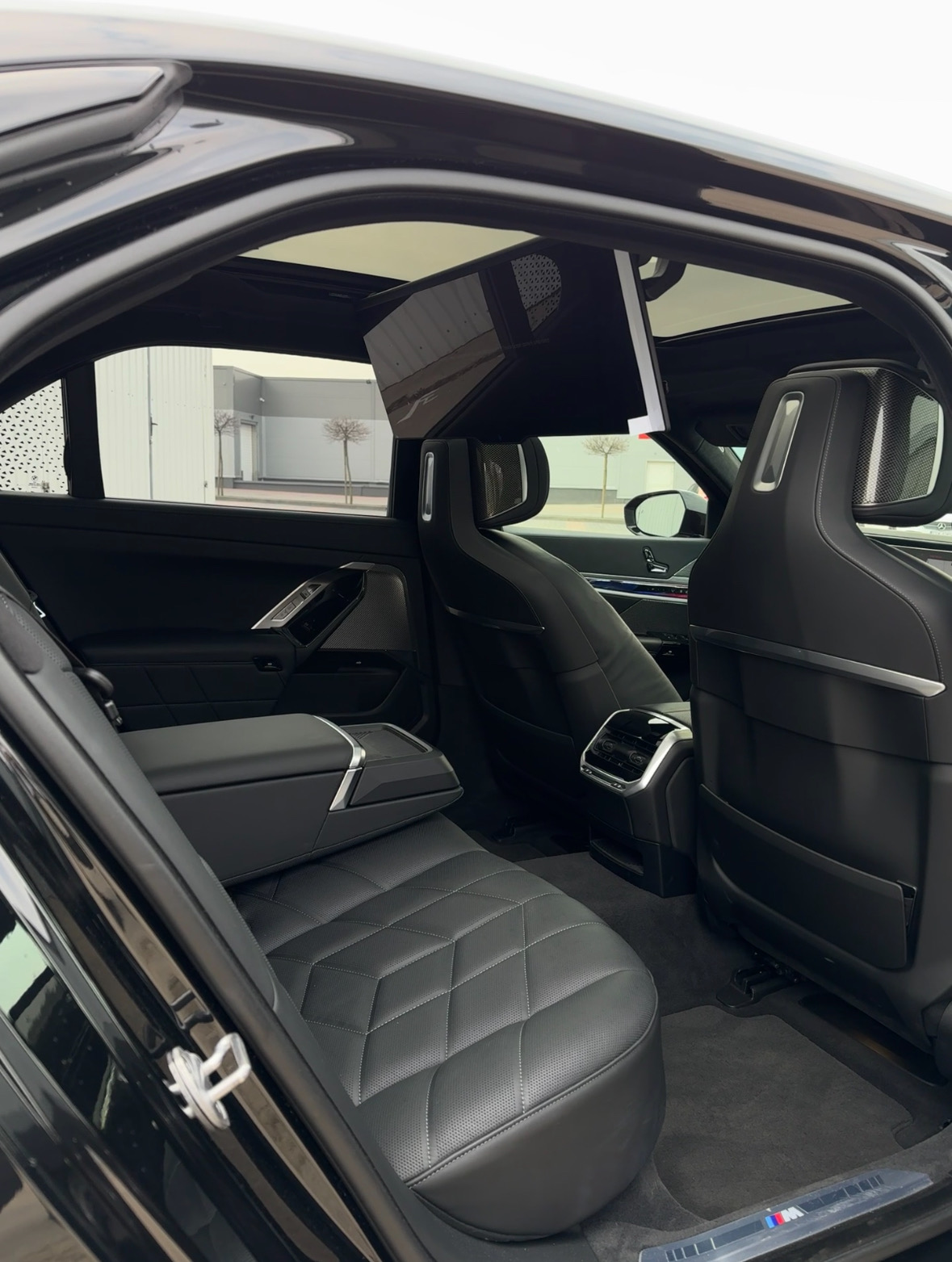 BMW 740d xDrive 2023 – Luksusowa limuzyna z dieslem