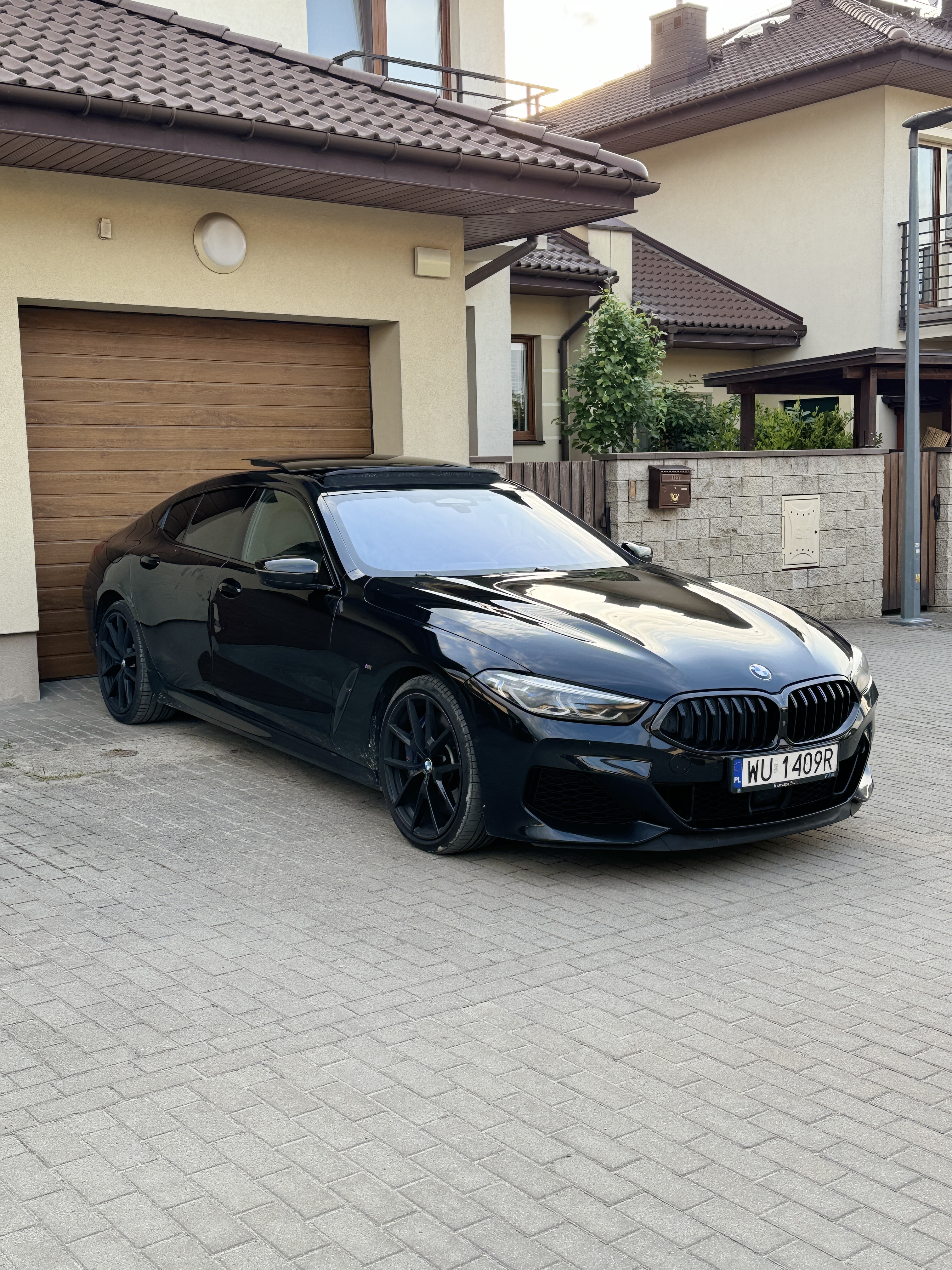 BMW M850i