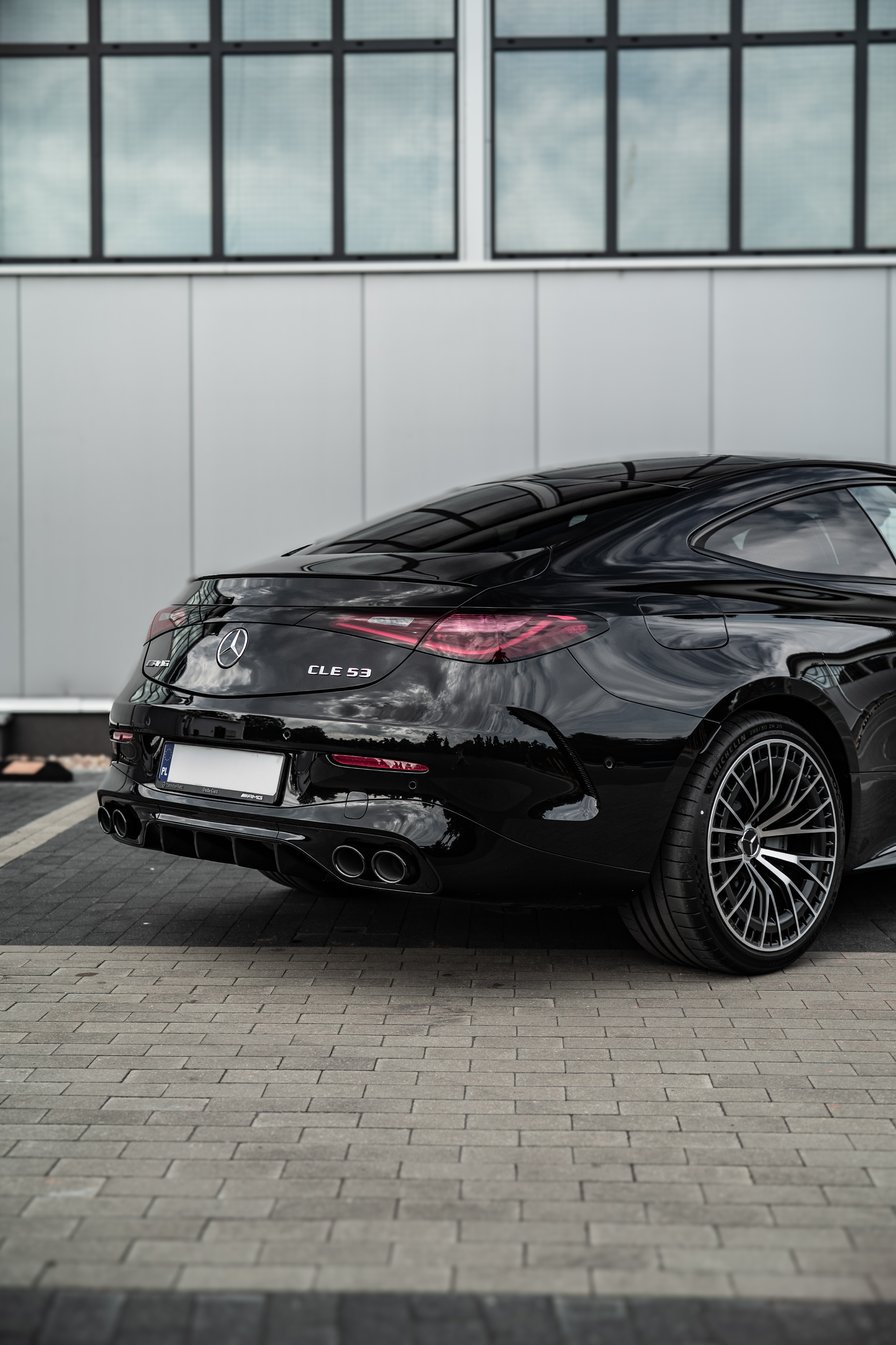 Mercedes-AMG CLE53 2025 – Nowa era sportowego coupé