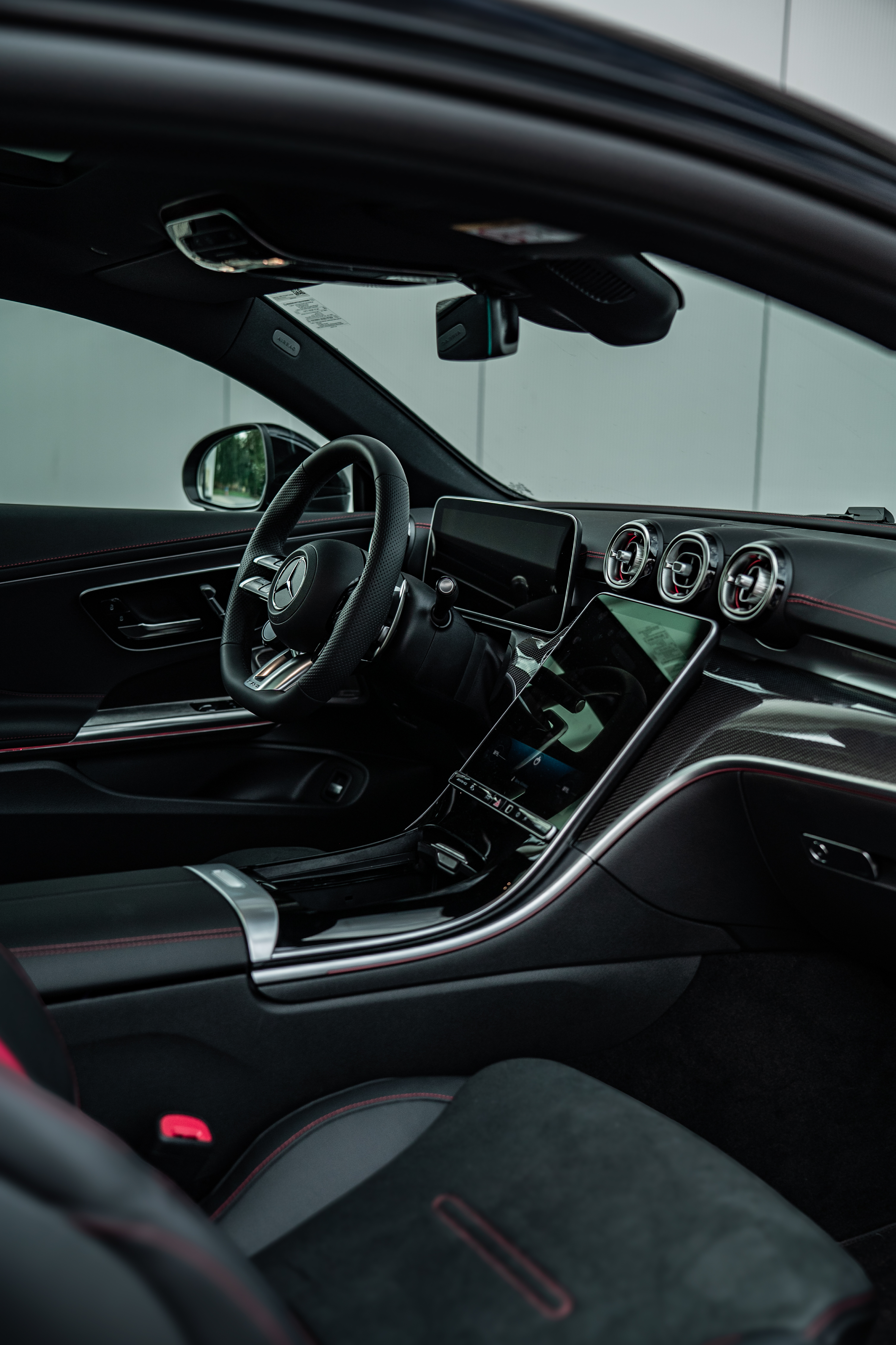 Mercedes-AMG CLE53 2025 – Nowa era sportowego coupé