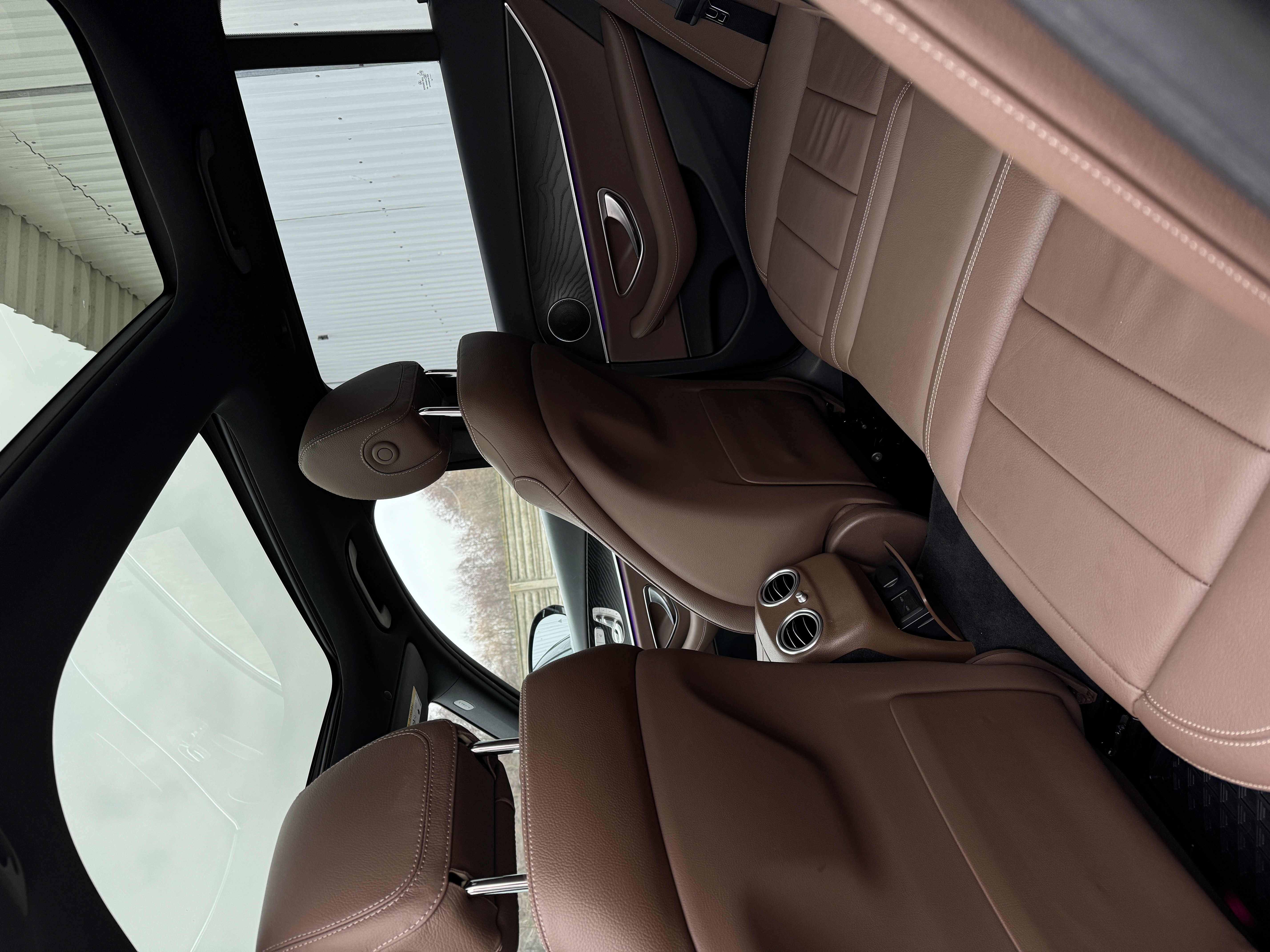 Mercedes E300d 2022 – 265 KM i dojrzały lifting