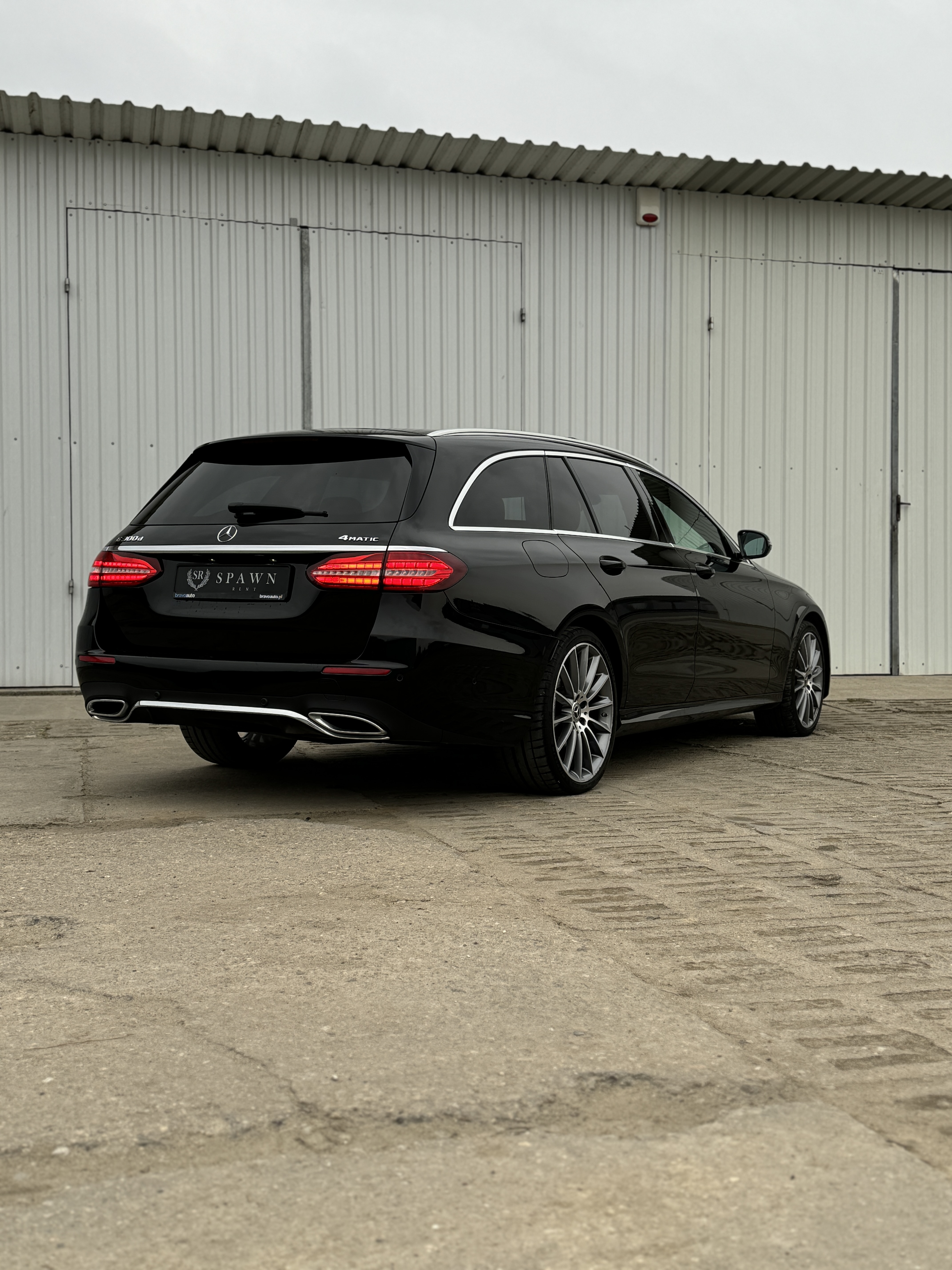 Mercedes E300d 2022 – 265 KM i dojrzały lifting