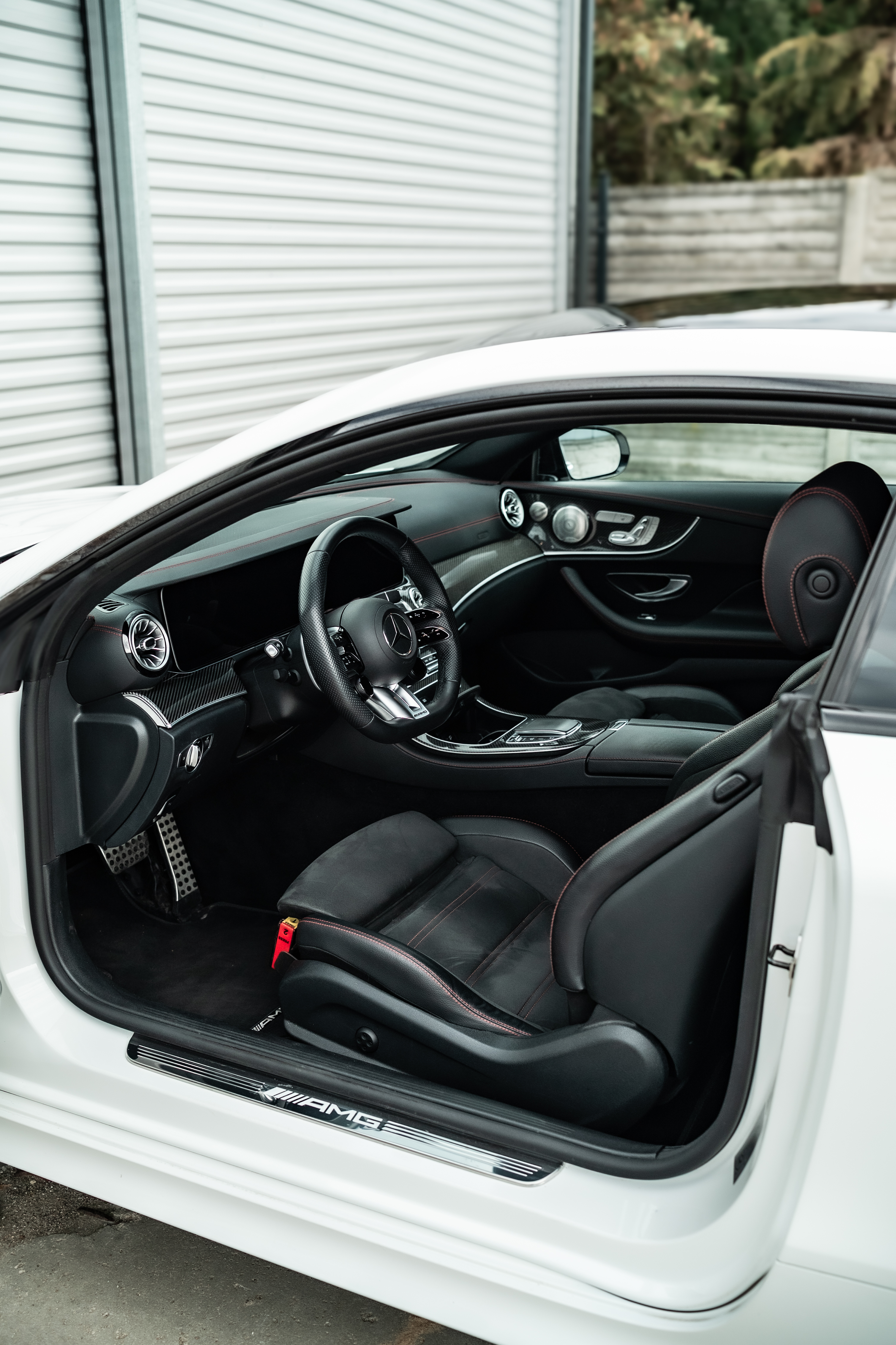 Mercedes-AMG E53 Coupé 2021 – 435 KM i styl bez kompromisów