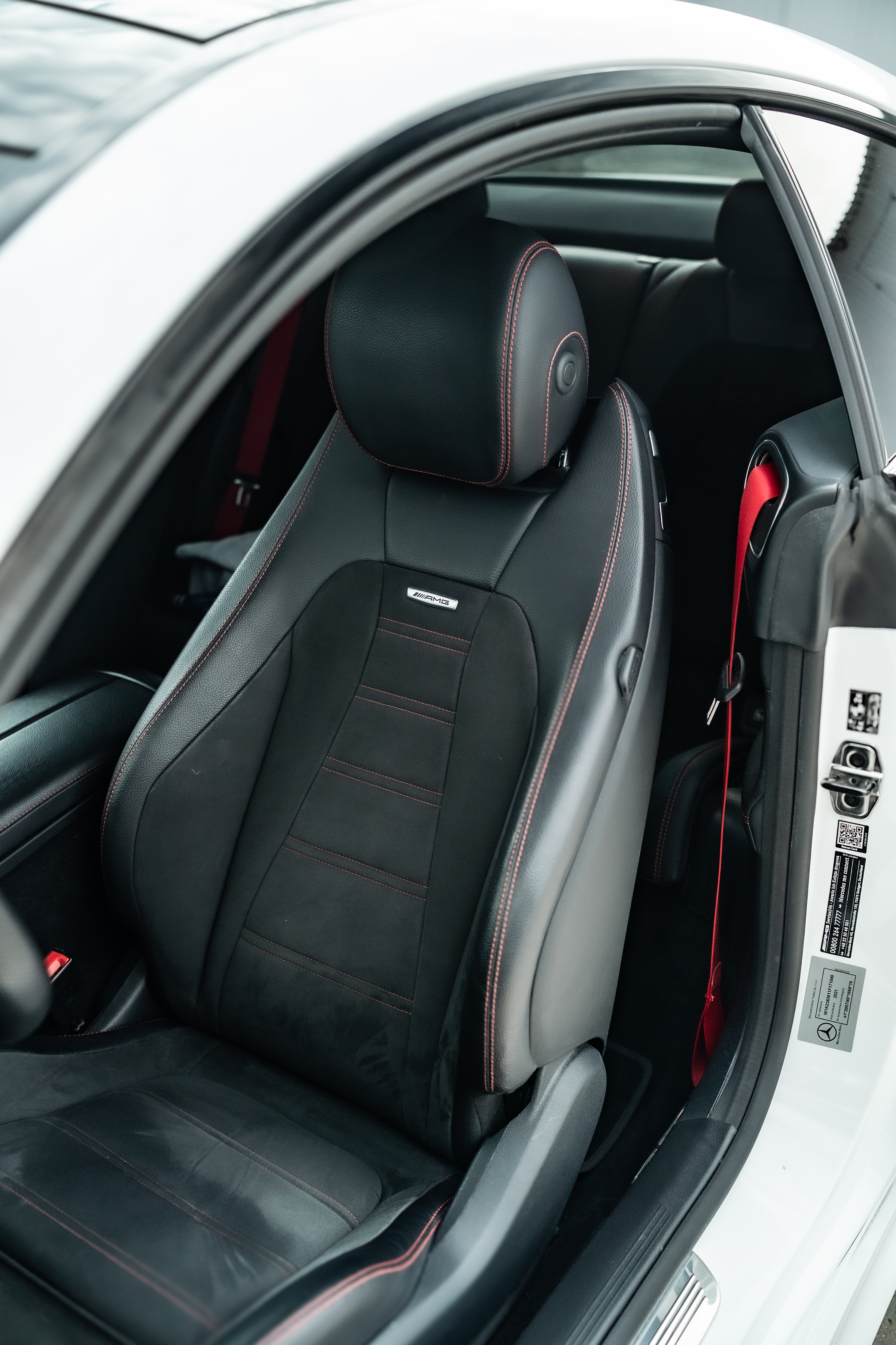 Mercedes-AMG E53 Coupé 2021 – 435 KM i styl bez kompromisów