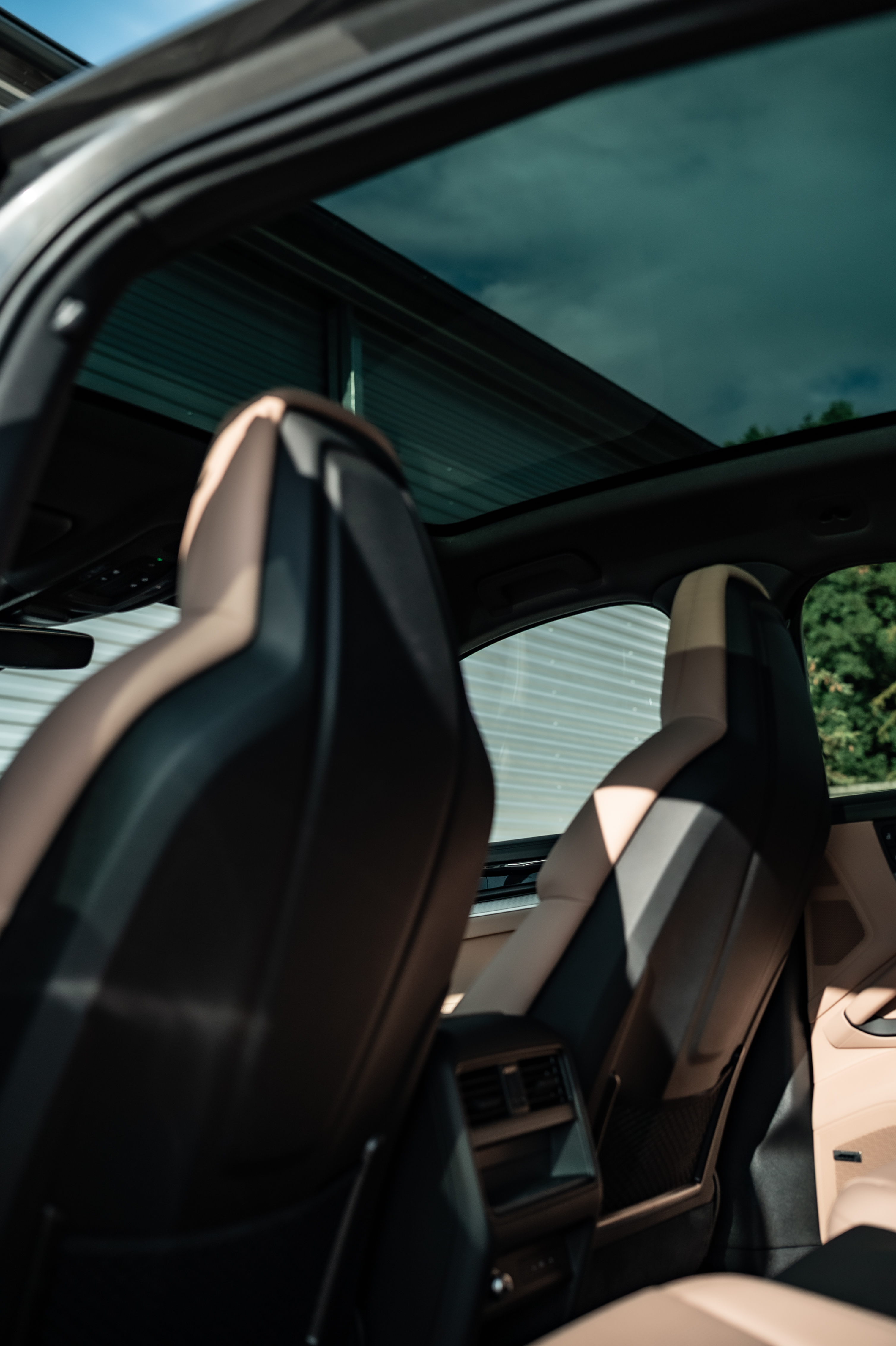 Porsche Cayenne Coupe E-Hybrid 2025