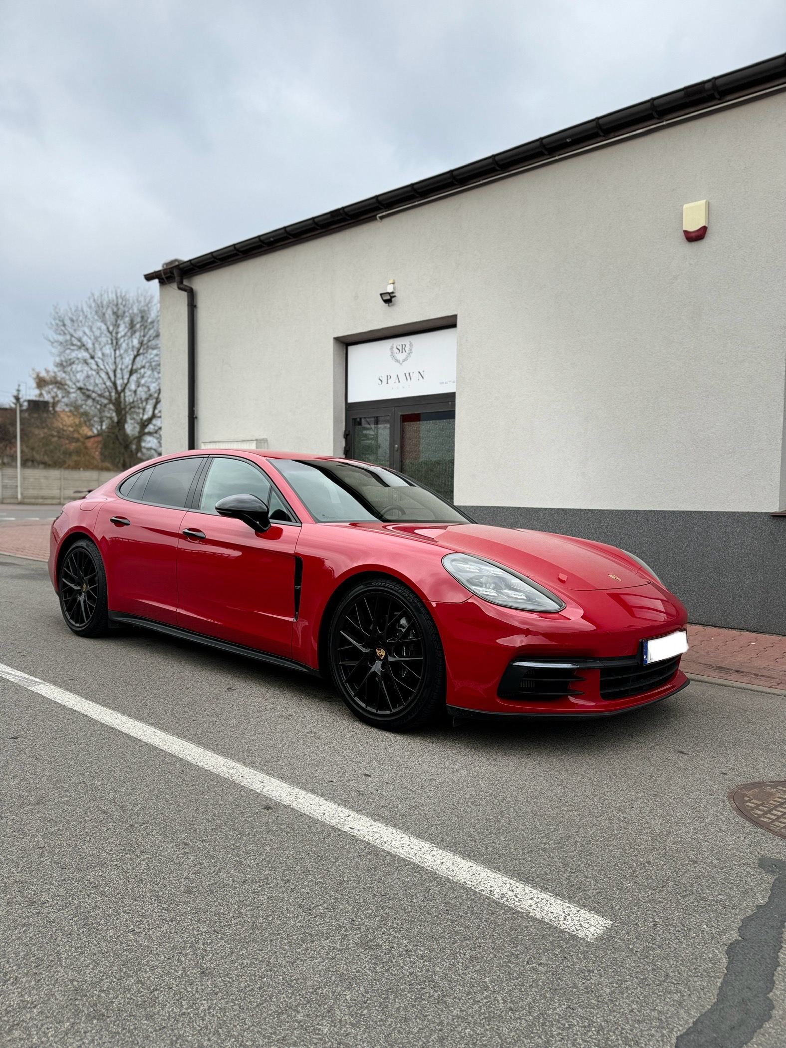 Porsche Panamera 4